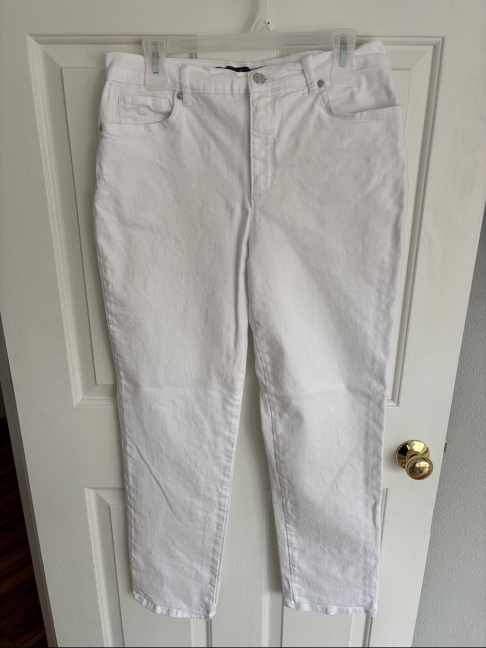 Gloria Vanderbilt White Straight Leg Jeans
